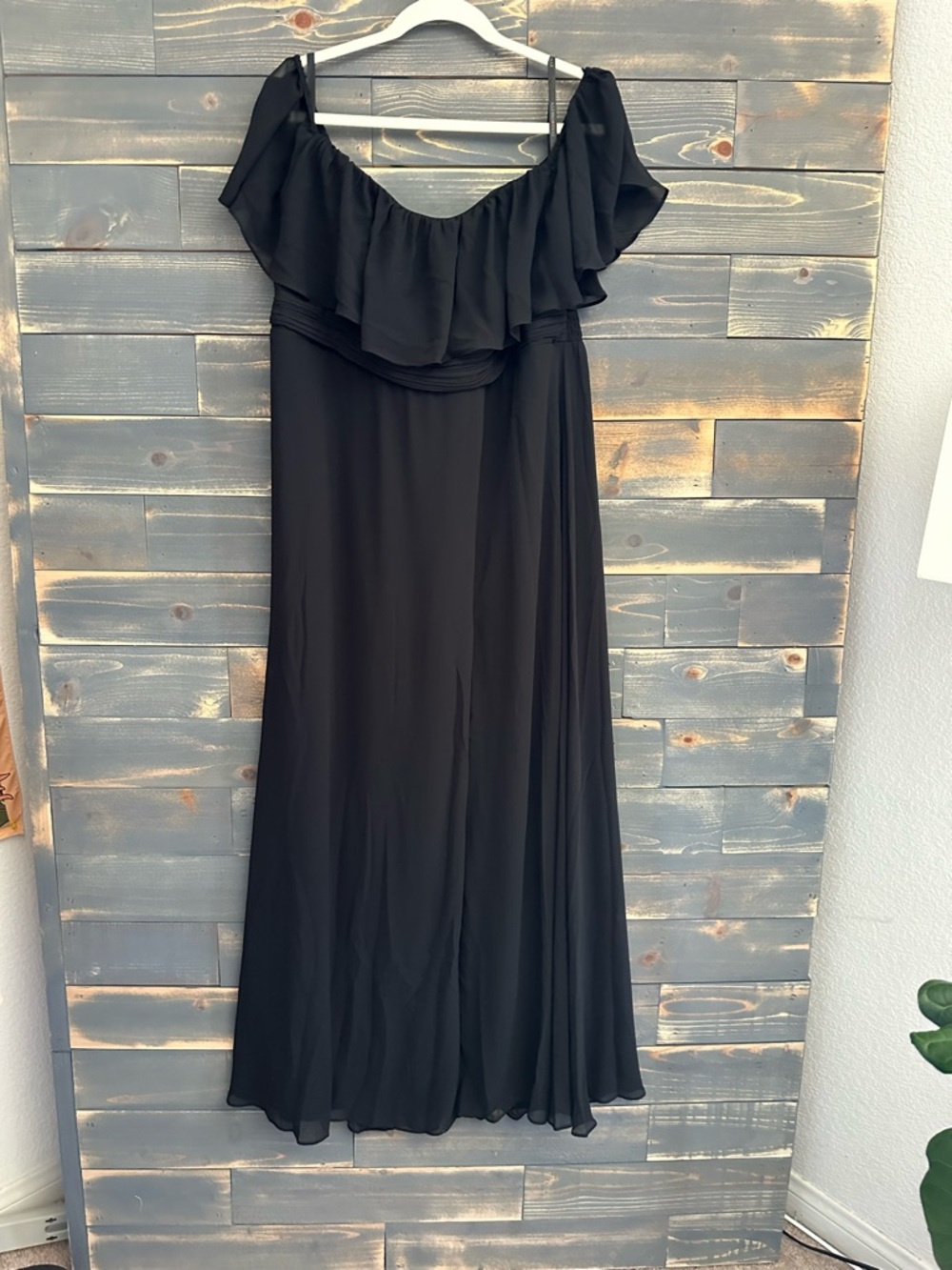 Ever Pretty Black Off-Shoulder Ruffle Maxi Dress